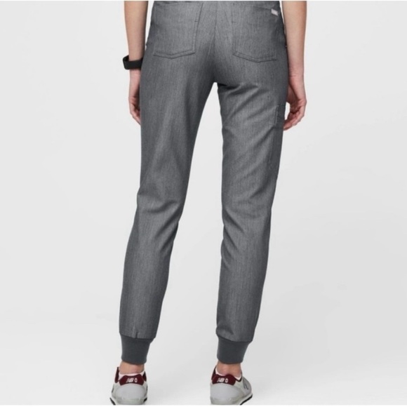 FIGS Zamora Jogger Graphite Scrub Pants Size M PO1666 - Picture 5 of 13